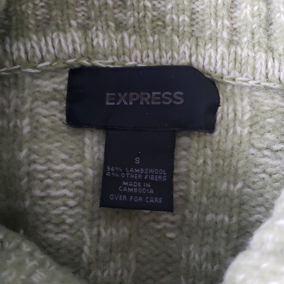 Wool Express Turtleneck Sweater - Picture 2 of 3